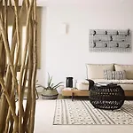 Nival Boutique