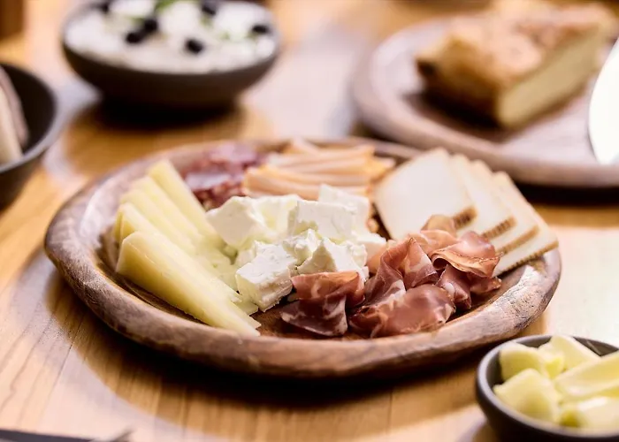 Nival Boutique Apollonia